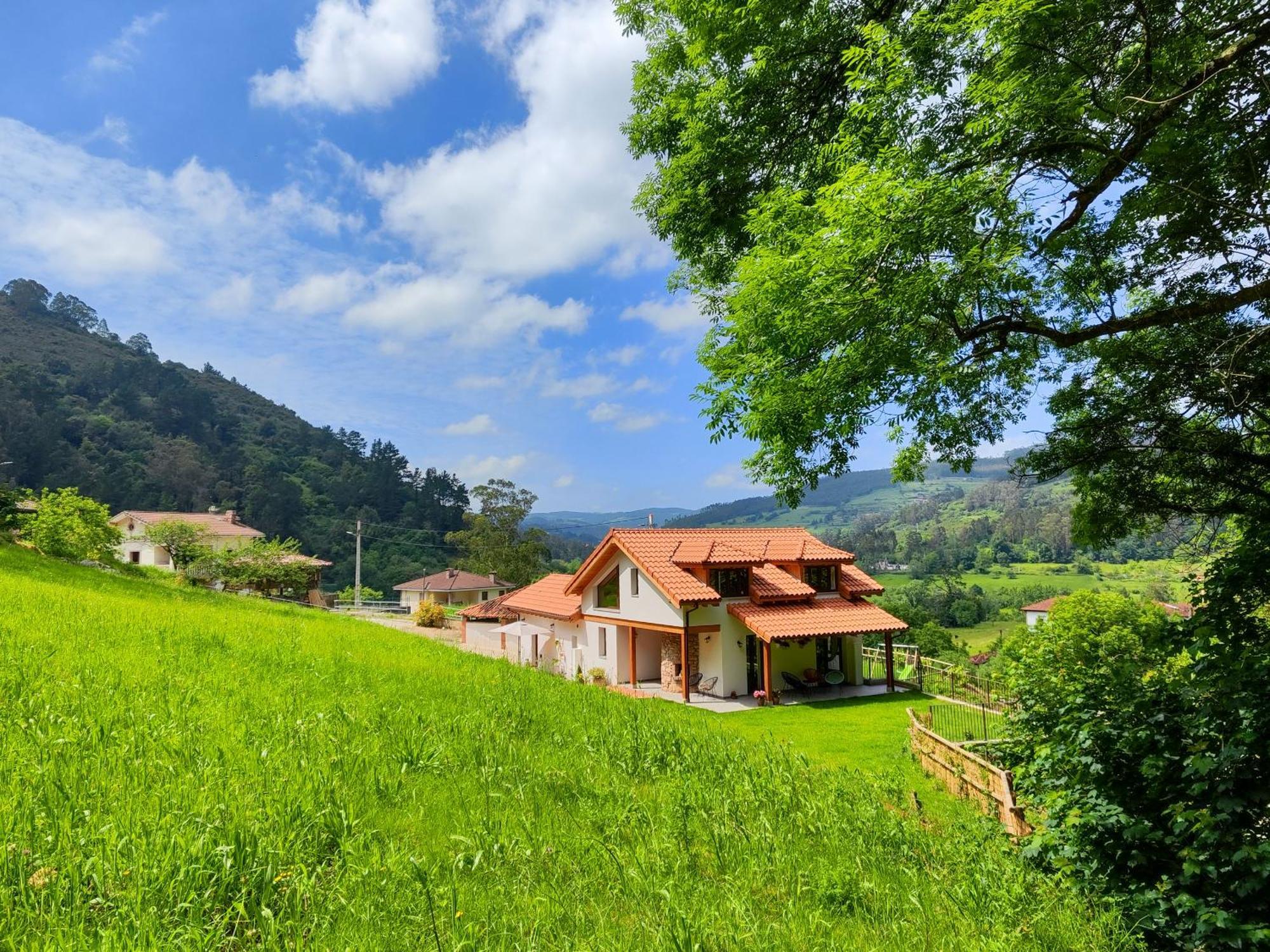 Reguero Gato Turismo Rural Candamu Kültér fotó